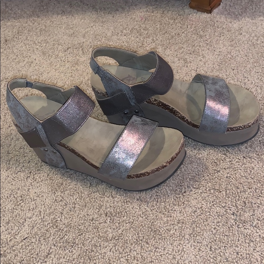 Crown Vintage Taka Wedge Sandals